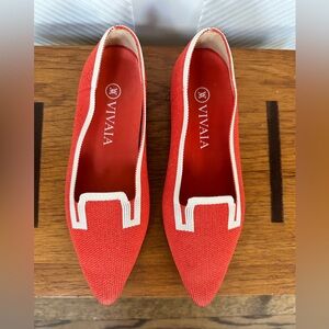 Vivaia Manon Pointy Flats